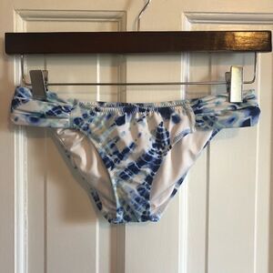 ✅(free) Victoria’s Secret bottoms 